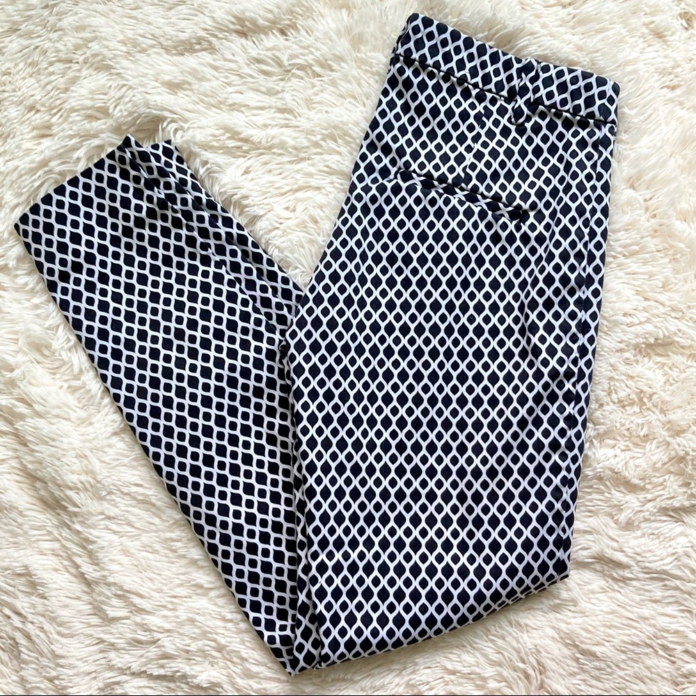 H&M Black and White Diamond Pattern Cropped Skinny Ankle Pants size 4